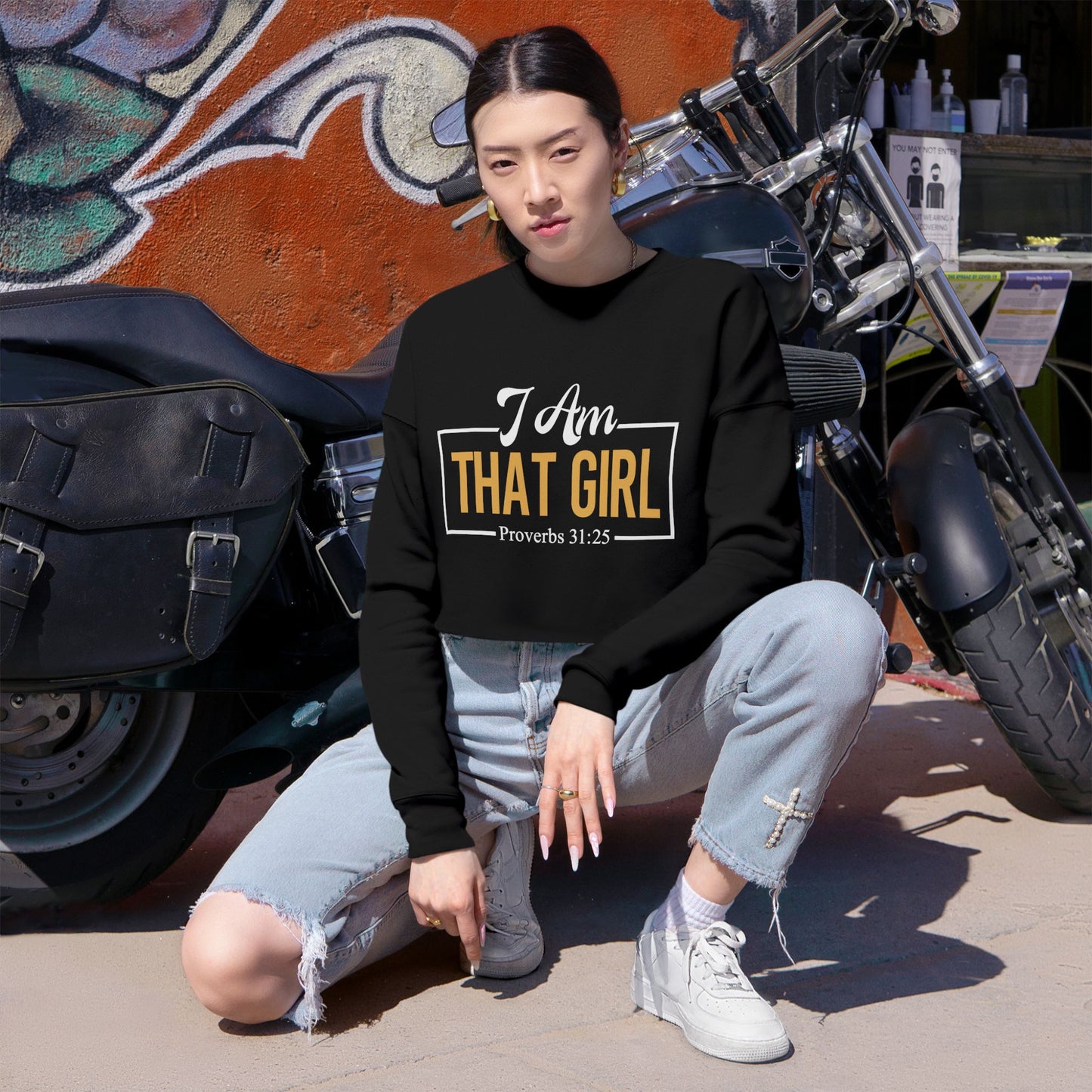 I Am That Girl Women's Cropped Sweatshirt